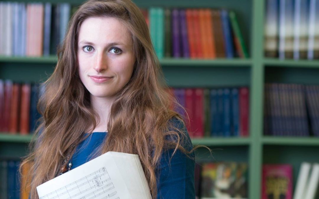 Dr Leah Broad