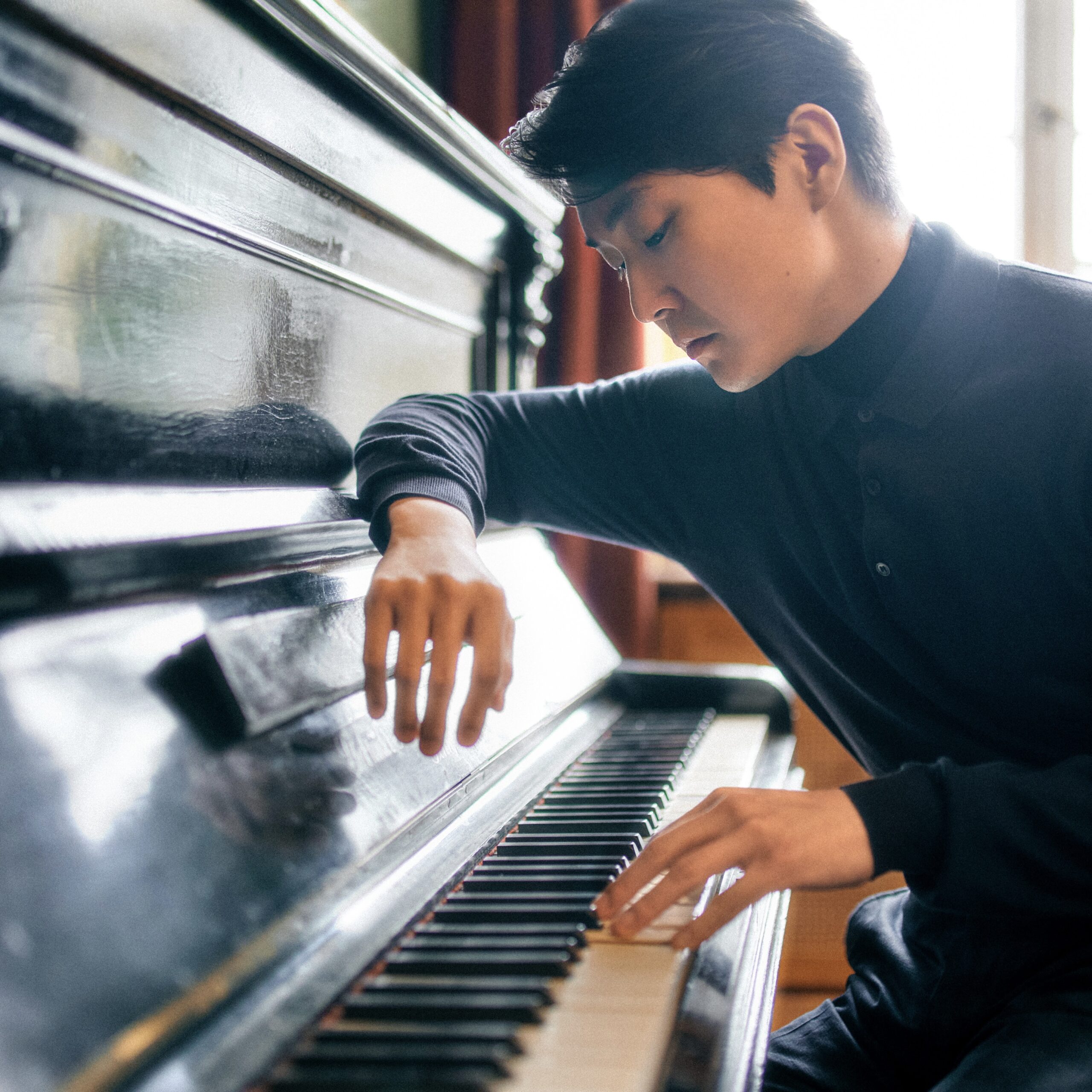 Pianist Seong-Jin Cho